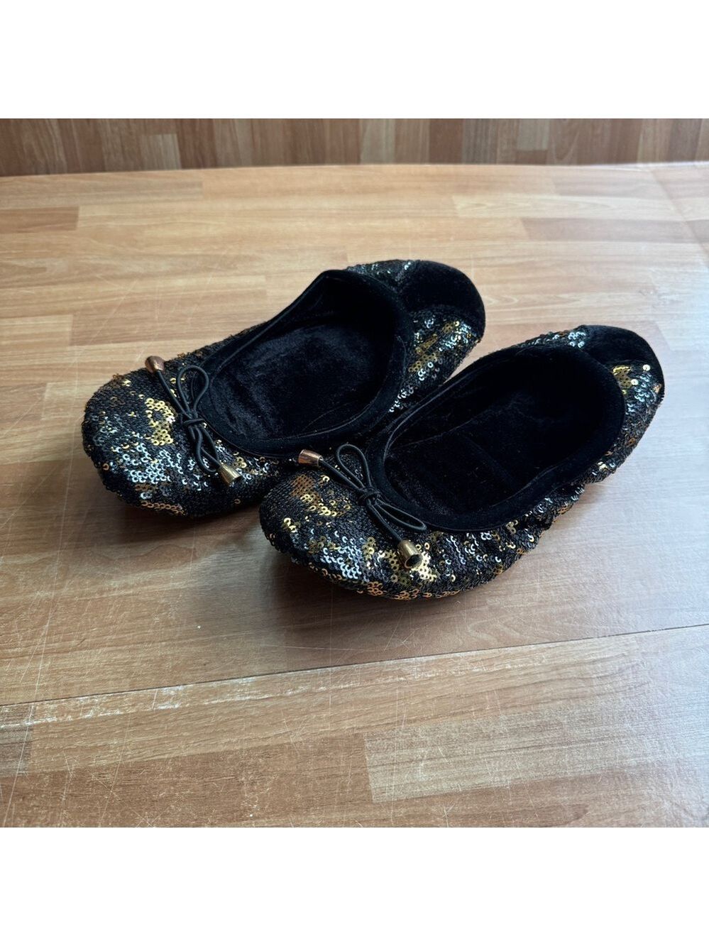 sequin ballet flat velvet filled black and gold slippers size 5/6